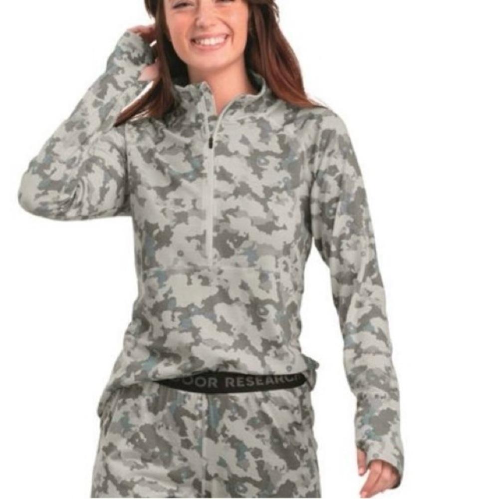Outdoor Research Women's Alpine Onset Half Zip Pullover in Snow Camo